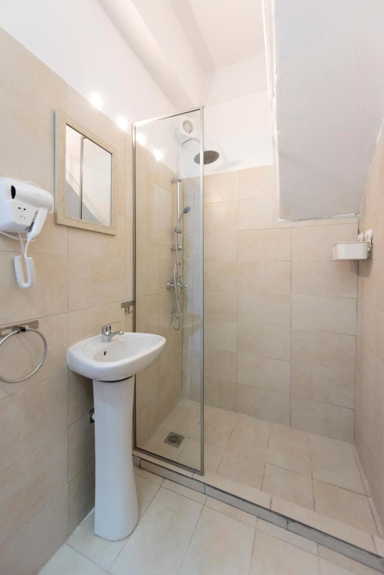 Ati-Key Residence Athene Buitenkant foto